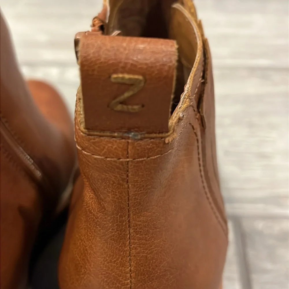 Zodiac Women’s 4” Indigo Wedge Booties size 9.5 NWT
